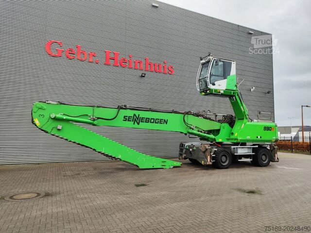 Machine de manutention de matériaux Sennebogen 830 E