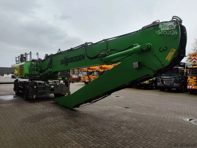 Machine de manutention de matériaux Sennebogen 830 E