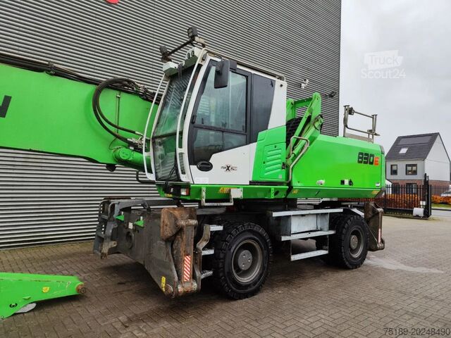 Machine de manutention de matériaux Sennebogen 830 E