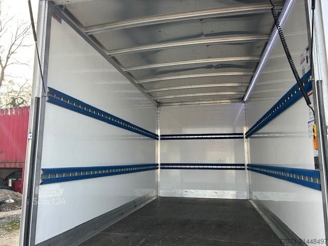 Vrachtwagen met bakwagen RENAULT Master Koffer+LBW*Navi*Klima*Kamera*Tempomat*Top
