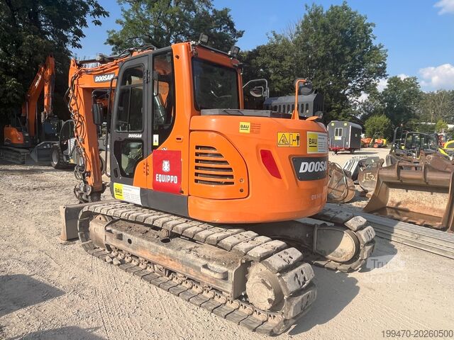 Kettenbagger Doosan DX140LCR-5 with PowerTilt OQ65 quickcoupler (without bucket)