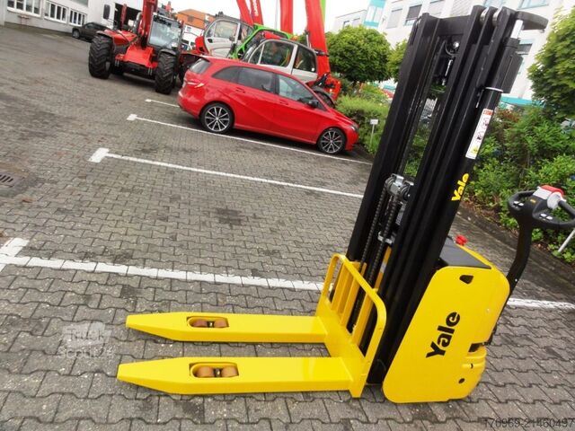 Manual stacker Yale MS 14 IL