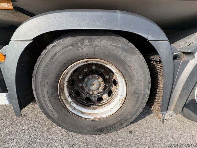 Chladený nákladný automobil MERCEDES-BENZ Actros 2545*E6d*Retarder*Carrier*LBW*Lift*TÜV*