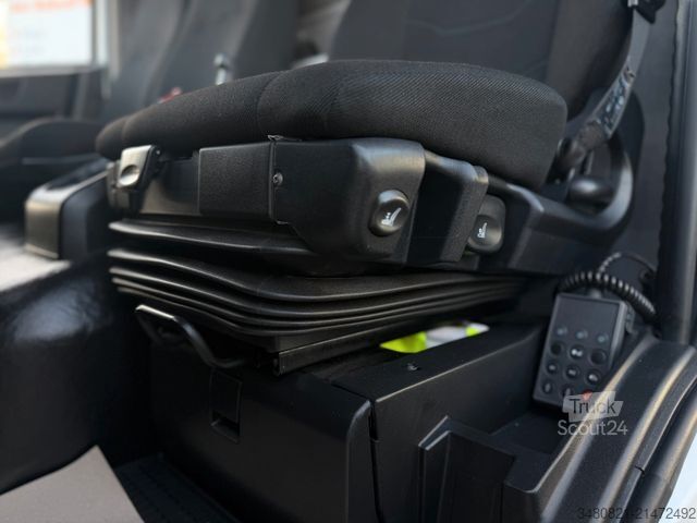 Fourgon tôlé IVECO EUROCARGO ML 75E21/P Koffer Luftfederung LBW DFL