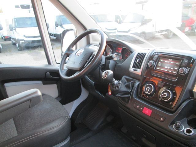 Furgon skrzyniowy FIAT Ducato 130 *Maxi-Koffer 4.12m*Rampe*Klima*