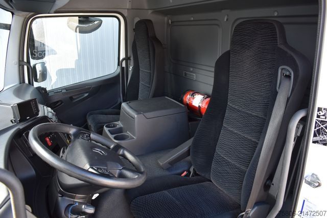 Ledusskapja kravas automašīna MERCEDES-BENZ Atego 1530 16t. 2-Zonen Tiefkühl Carrier LBW