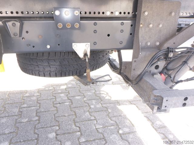 Fourgon tôlé IVECO Daily 70C18A8/P,Hi-Matic,Klima,Luftfed.,LBW.1000