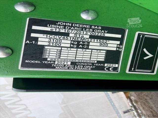 Landmaschine John Deere V451 G Rundballenpresse - NEU