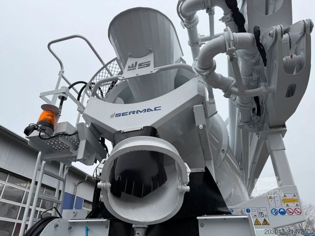 Tovornjak s črpalko za beton MERCEDES-BENZ Arocs 4146 8x4 PUMI SERMAC 4Z28