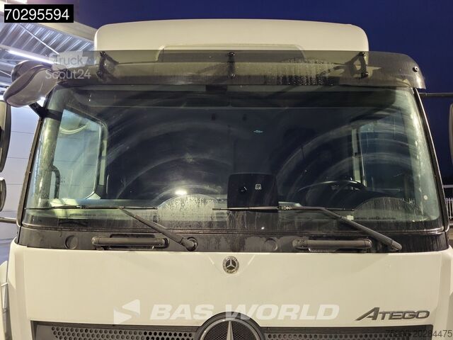 Kovček Mercedes Atego 818 4X2 1000kg Ladebordwand Automatic Euro 6