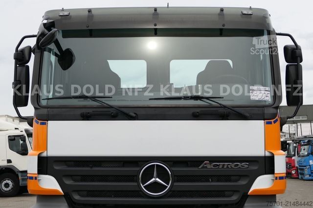 Camión portacontenedores de gancho MERCEDES-BENZ Actros 3244 Abrollkipper Moser Retarde