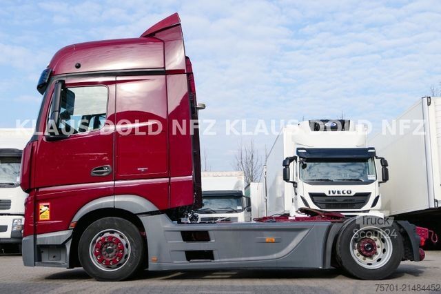 Ciągnik siodłowy typu volume MERCEDES-BENZ Actros 1845 BigSpace 2-Tanks Vollluft Euro 6