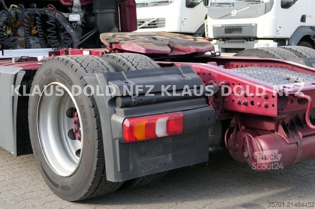 Ciągnik siodłowy typu volume MERCEDES-BENZ Actros 1845 BigSpace 2-Tanks Vollluft Euro 6