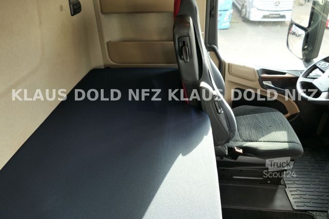 Ciągnik siodłowy typu volume MERCEDES-BENZ Actros 1845 BigSpace 2-Tanks Vollluft Euro 6