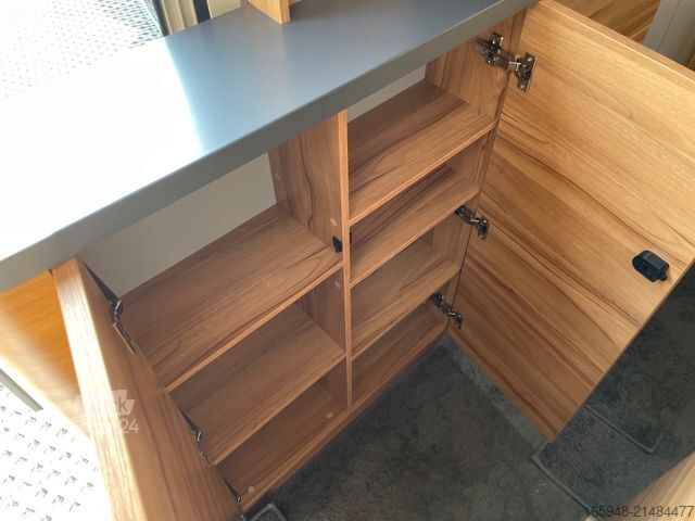 Campervan AFFINITY One *4 Schlafplätze*Automatik*