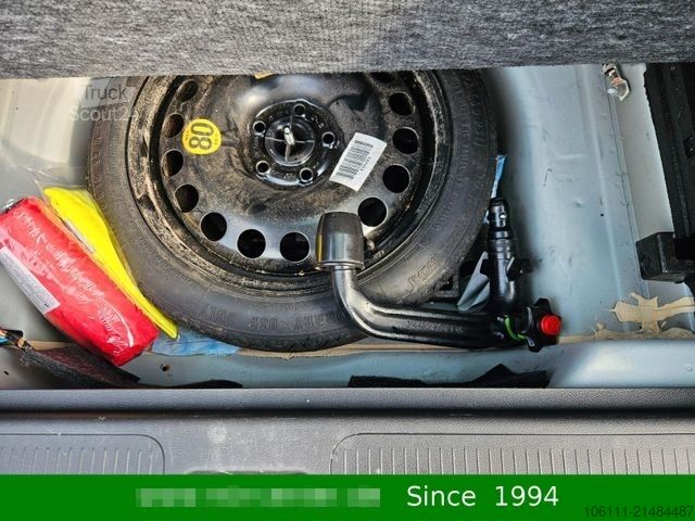 Miniautocarro OPEL Astra K Sports Tourer Edition 1,5CDTi Start/Stop