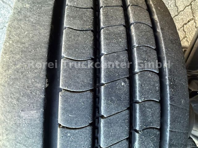 LKW mit Kofferaufbau MERCEDES-BENZ 1218L E6, Automatikgetriebe, Kima (AC) LBW 1,5to