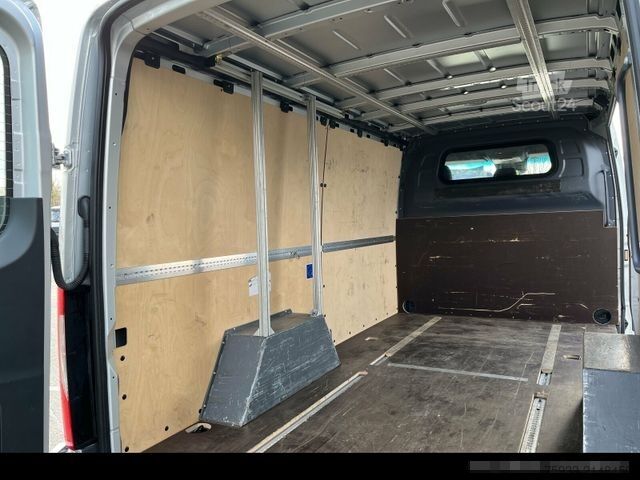 Fourgon tôlé MERCEDES-BENZ Sprinter 317 CDI AUTOMATIK+AHK2.8t+DISTRONIC+LED