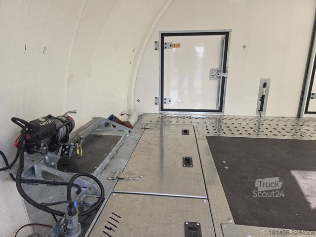 Avtotransporter Brian James Trailers Race Transporter 396-2030 550cm