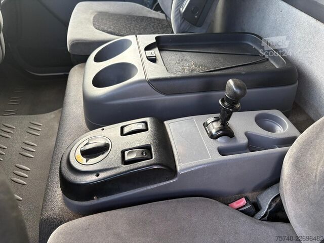 Чемодан DAF LF 45.160 + euro 5 + lift + 12ton