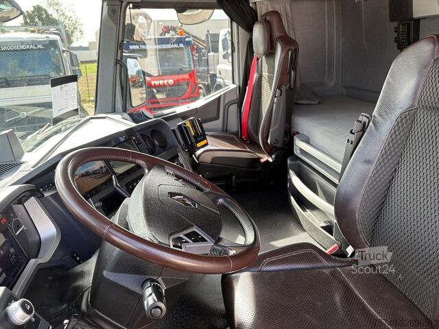 Benne fermée Renault T 380 + 19t + lift + euro 6