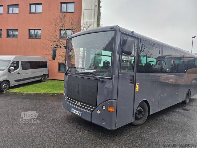Autocarro Iveco Bus TRIVIANO