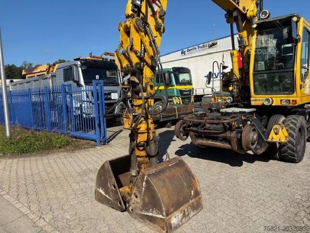 Tekerlekli ekskavatör Liebherr A 900 C ZW Litronic