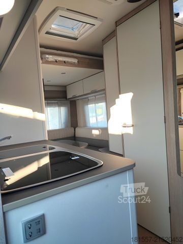 Жилой прицеп BÜRSTNER Premio Plus 440 TK Sofort verfügbar, 1700 Kg, AT