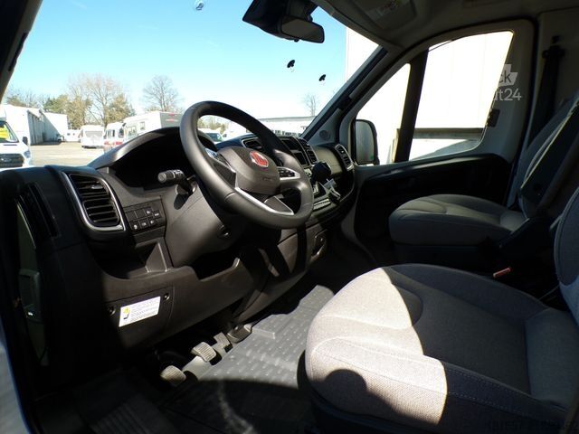 Polointegrovaný karavan BÜRSTNER Lyseo TD 594 Tageszulassung / Safety-Paket, Abwa