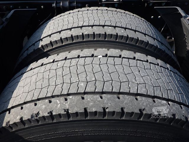 Lastbil med utbytbar kaross MAN TGX 18.360 LL XXL-Fhs./5 Sitzer/BDF/LBW/Ret./AHK