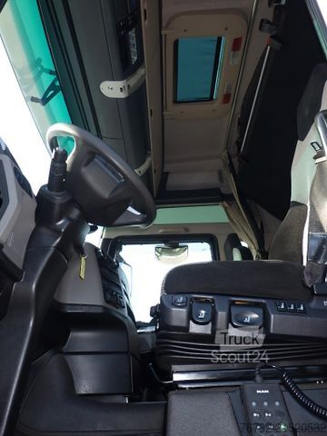 Lastbil med utbytbar kaross MAN TGX 18.360 LL XXL-Fhs./5 Sitzer/BDF/LBW/Ret./AHK