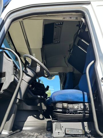 Standard-SZM Volvo FH 460 Standard, I-park, I-Save, ACC