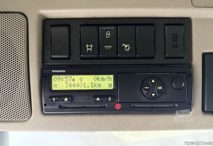 Lastebilchassis Volvo FM-460 6x2*4 Chassis Retarder AHK / Swiss-Vehicle