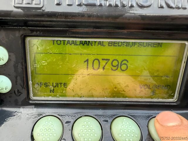Jäähdytetyt/pakastetut kuljetukset LAMBERET Thermo King SLXi Spectrum Multi-temp Trennwand ...