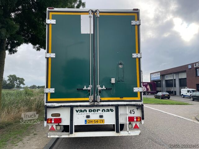 Jäähdytetyt/pakastetut kuljetukset H.t.f. HZP 39 Steering Axle / Carrier Vector Twin Evap...