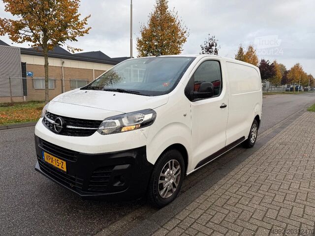 Bestelbus Opel vivaro L2,H1 2022 bj 2.0 cdti