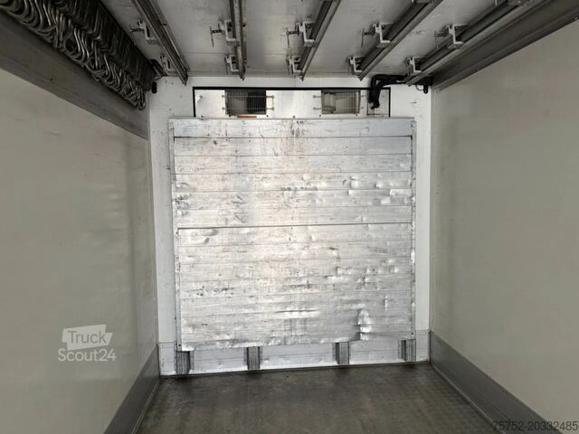 Trasporto refrigerato/congelato Schmitz Cargobull SKO 24 5x Meatrails Rohrbahnen Fleisch Carrier ...