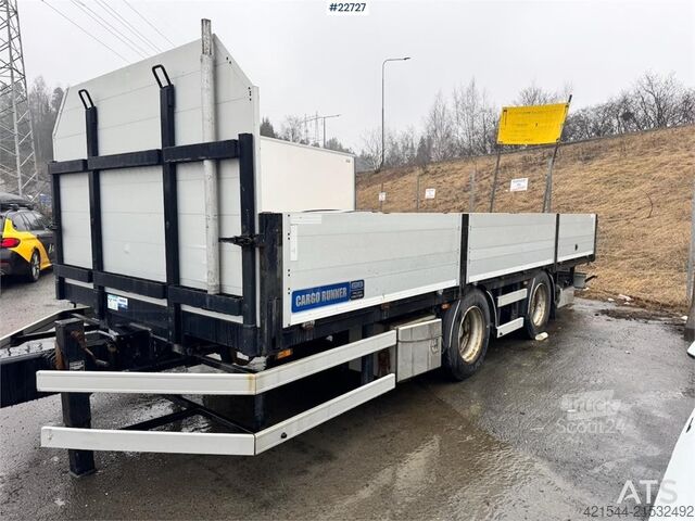 Platformos priekaba Konar flatbed trailer with sideboards