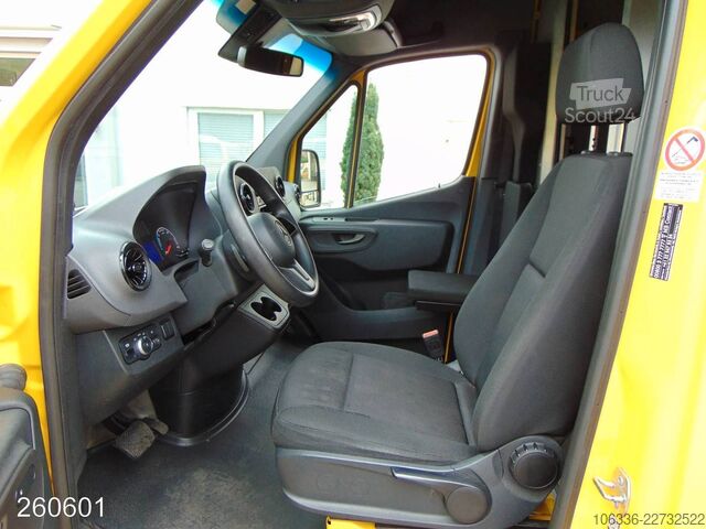 Βαν με ψηλή οροφή MERCEDES-BENZ eSprinter 312 Kamera-Regalsystem