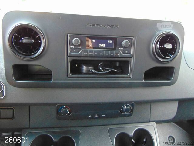 Βαν με ψηλή οροφή MERCEDES-BENZ eSprinter 312 Kamera-Regalsystem