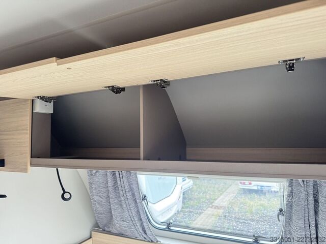 Rulotă WEINSBERG CaraLife 390 QD Elektro+1350kg+Bug-Fenster