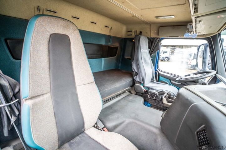 Standard-SZM VOLVO FM 430 - ADR - KIPHYDR.