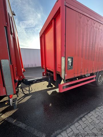 Kravas automašīna ar dzērienu virsbūvi Mercedes-Benz Antos