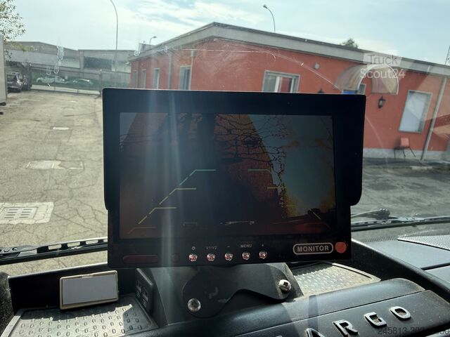 Camion à benne basculante Iveco eurocargo 160-250
