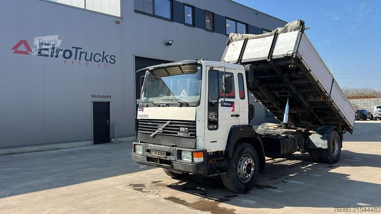 Tipper 3 côtés Volvo FS 7-18 (MANUAL PUMP / POMPE MANUELLE / 18 TONS...