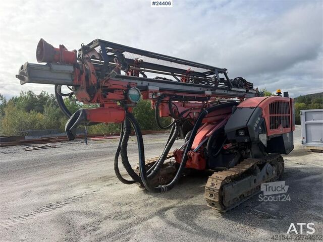 Soil drill Sandvik Dino DC400R drill rig with machine control and sha