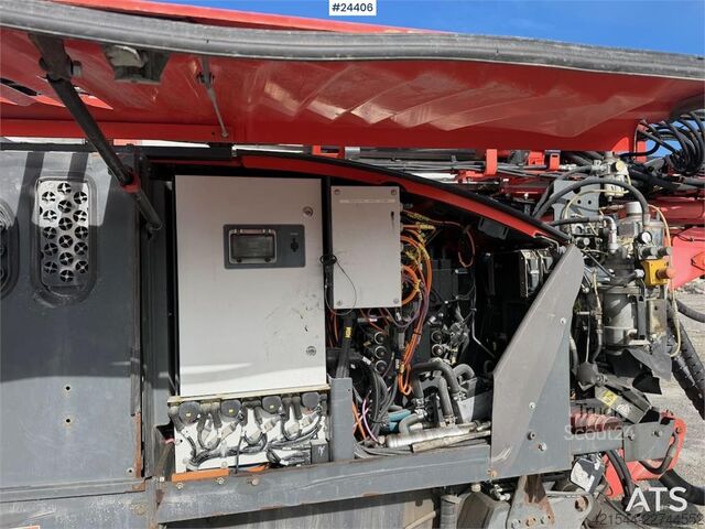 Soil drill Sandvik Dino DC400R drill rig with machine control and sha
