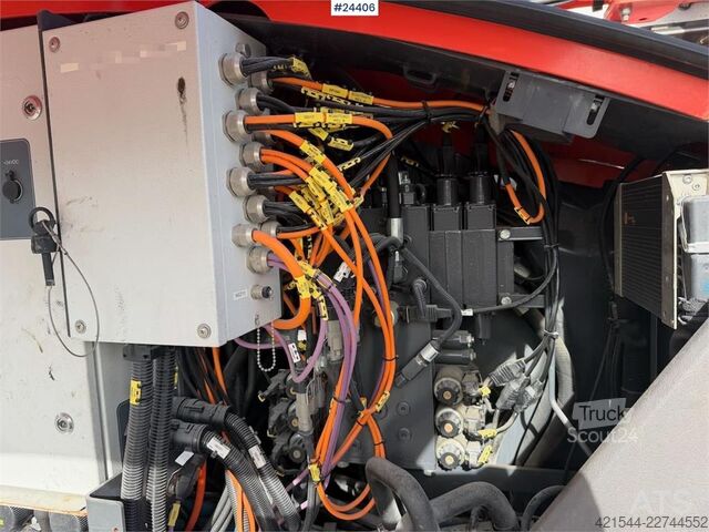 Земляний бур Sandvik Dino DC400R drill rig with machine control and sha