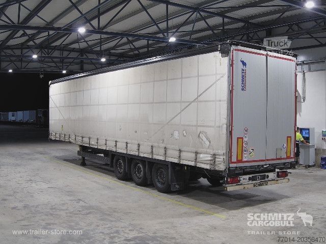 Odprta polprikolica s ponjavo Schmitz Cargobull Curtainsider Standard