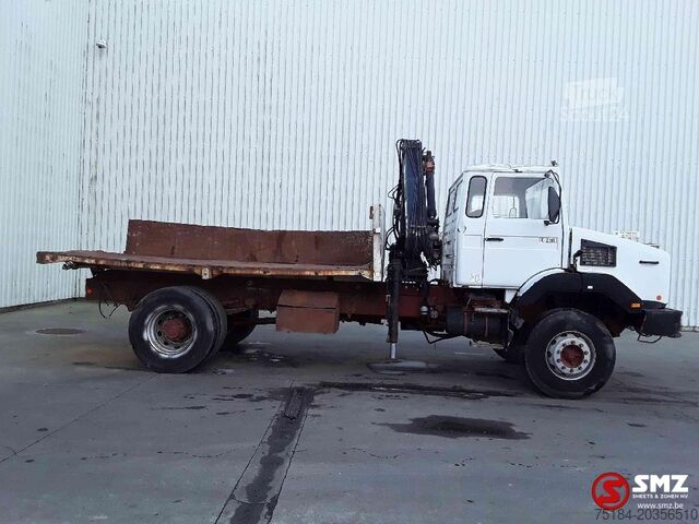 Ribaltabile con gru Renault C 210